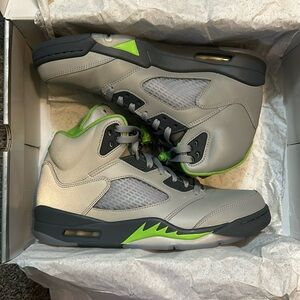 Air Jordan 5 Green bean